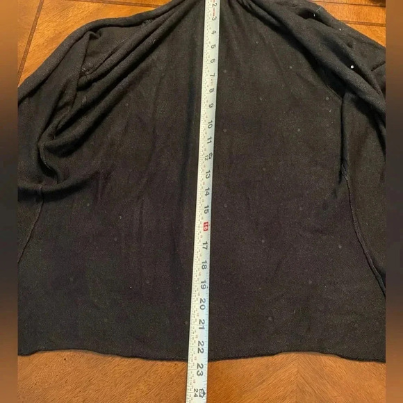 Aqua Women’s Stunning Silk/Cashmere Gemstone Black Cardigan Wrap Like New. Large - Picture 7 of 8